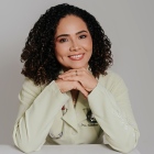 Dra. Caroline Barbosa Oliveira
