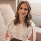 Dra. Victoria Silveira de Carvalho