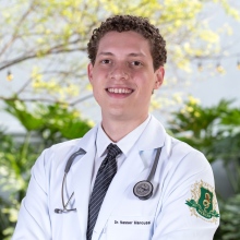 Ampliar imagem: Nasser Marcussi, Psiquiatra Porto Alegre