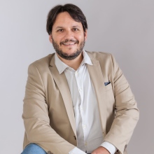 Ampliar imagem: Alex Lage Pereira, Psiquiatra Guanhães