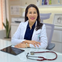 Acercar imagen: Yadira Bardales Mas, Geriatra La Molina