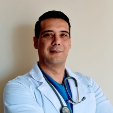 Acercar imagen: Ernesto Solari Che, Ginecólogo Miraflores