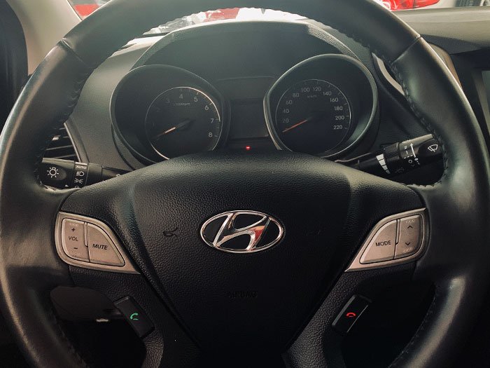 HYUNDAI - HB20S