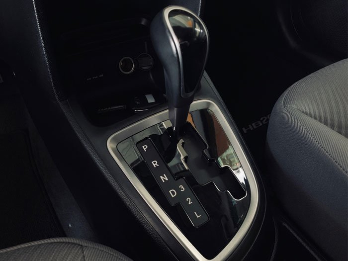 HYUNDAI - HB20S