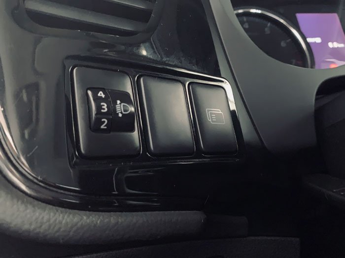 MITSUBISHI - OUTLANDER