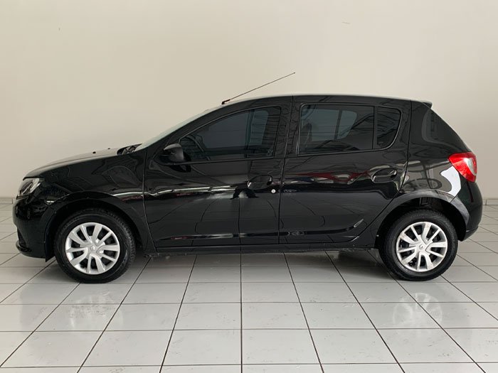 RENAULT - SANDERO