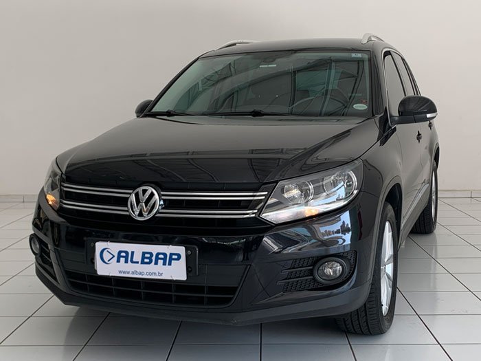 VOLKSWAGEN - TIGUAN