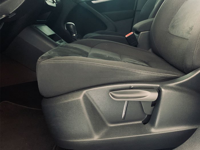 VOLKSWAGEN - TIGUAN