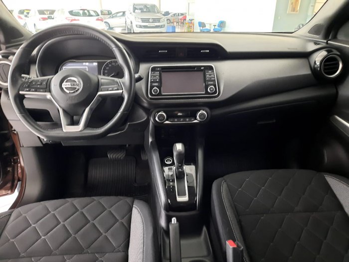 NISSAN - KICKS