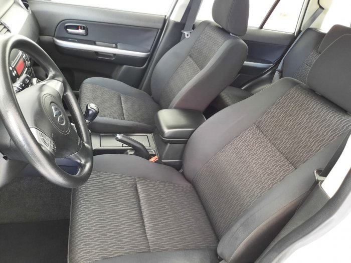 SUZUKI - GRAND VITARA