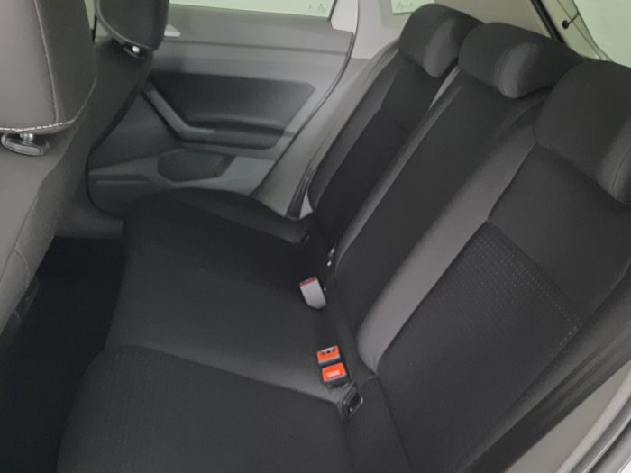 VOLKSWAGEN - POLO
