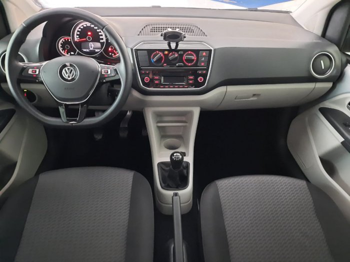 VOLKSWAGEN - UP