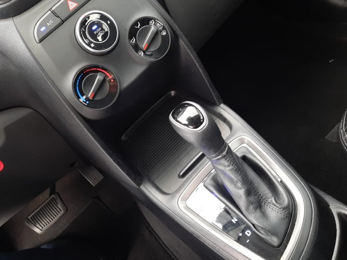 HYUNDAI - HB20S