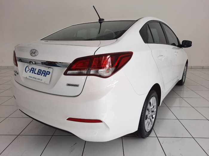 HYUNDAI - HB20S