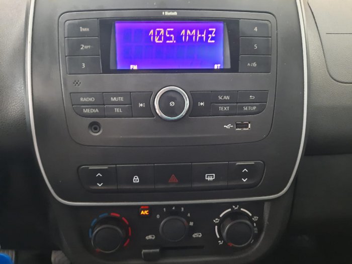 RENAULT - KWID