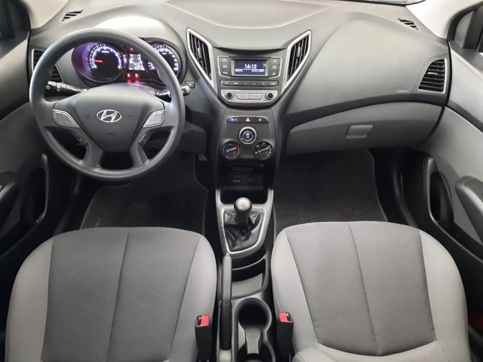 HYUNDAI - HB20S