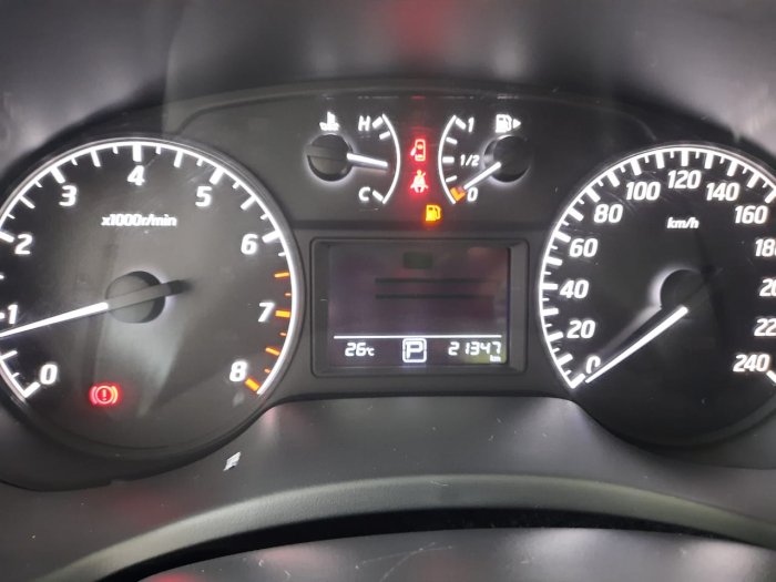 NISSAN - SENTRA