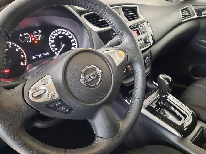 NISSAN - SENTRA