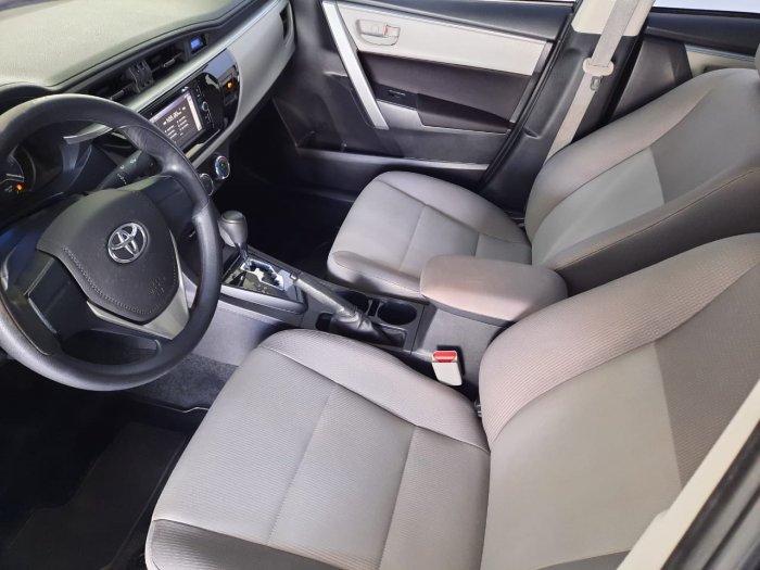 TOYOTA - COROLLA