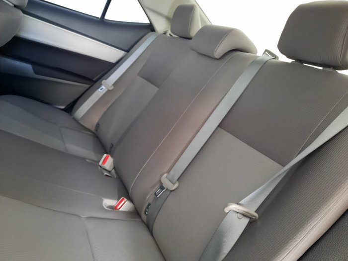 TOYOTA - COROLLA