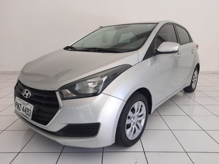 HYUNDAI - HB20