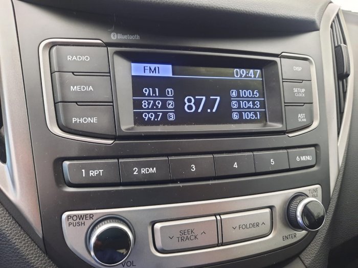 HYUNDAI - HB20