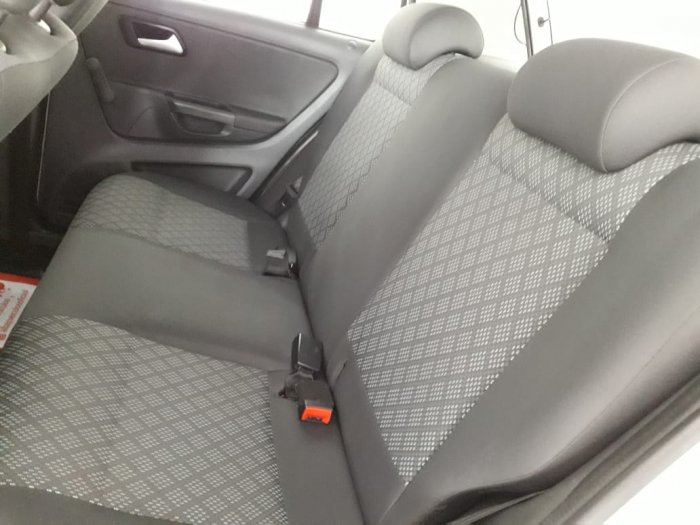 VOLKSWAGEN - FOX
