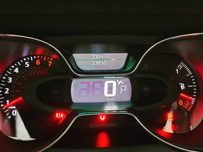 RENAULT - CAPTUR