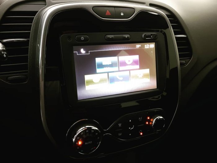 RENAULT - CAPTUR