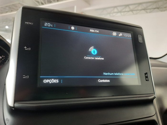 PEUGEOT - 2008