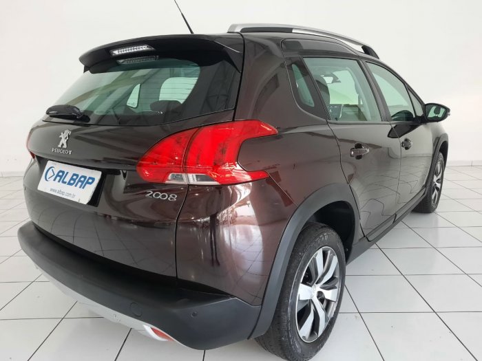 PEUGEOT - 2008