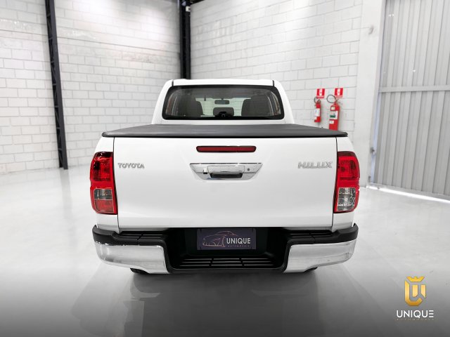 Toyota Hilux 2.7 SR 4X2 CD 16V FLEX 4P AUTOMÁTICO 2018/2019 branco à venda na Unique Automóveis em Indaiatuba — foto 7