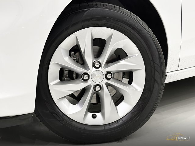 Chevrolet Onix 1.0 TURBO FLEX PLUS LT AUTOMÁTICO 2022 branco à venda na Unique Automóveis em Indaiatuba — foto 11