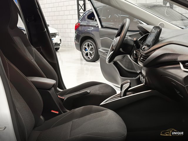Chevrolet Onix 1.0 TURBO FLEX PLUS LT AUTOMÁTICO 2022 branco à venda na Unique Automóveis em Indaiatuba — foto 16