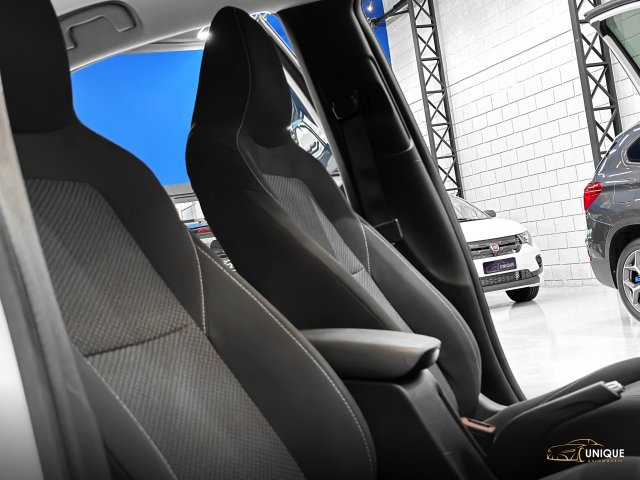 Chevrolet Onix 1.0 TURBO FLEX PLUS LT AUTOMÁTICO 2022 branco à venda na Unique Automóveis em Indaiatuba — foto 17