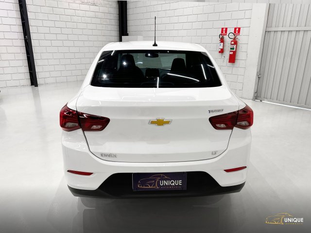 Chevrolet Onix 1.0 TURBO FLEX PLUS LT AUTOMÁTICO 2022 branco à venda na Unique Automóveis em Indaiatuba — foto 18