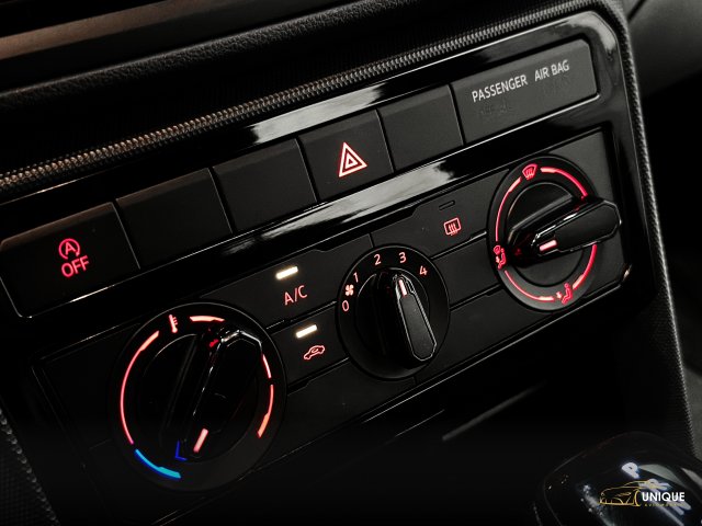 Volkswagen T-cross 1.0 200 TSI TOTAL FLEX SENSE AUTOMÁTICO 2022 preto à venda na Unique Automóveis em Indaiatuba — foto 15