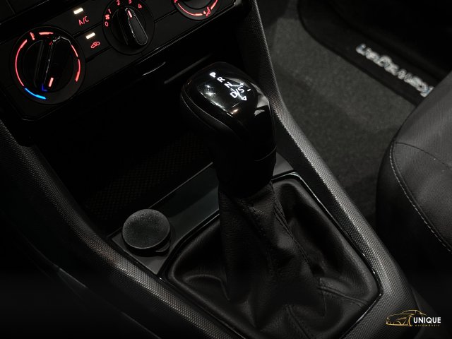 Volkswagen T-cross 1.0 200 TSI TOTAL FLEX SENSE AUTOMÁTICO 2022 preto à venda na Unique Automóveis em Indaiatuba — foto 16