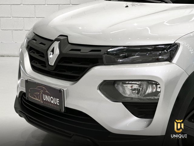Renault Kwid 1.0 12V SCE FLEX ZEN MANUAL 2023/2024 prata à venda na Unique Automóveis em Indaiatuba — foto 17