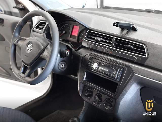 Volkswagen Gol 1.0 12V MPI TOTALFLEX 4P MANUAL 2021/2022 branco à venda na Unique Automóveis em Indaiatuba — foto 9