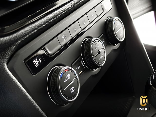 Volkswagen Taos 1.4 250 TSI TOTAL FLEX COMFORTLINE AUTOMÁTICO 2022 preto à venda na Unique Automóveis em Indaiatuba — foto 11