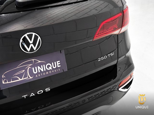 Volkswagen Taos 1.4 250 TSI TOTAL FLEX COMFORTLINE AUTOMÁTICO 2022 preto à venda na Unique Automóveis em Indaiatuba — foto 12