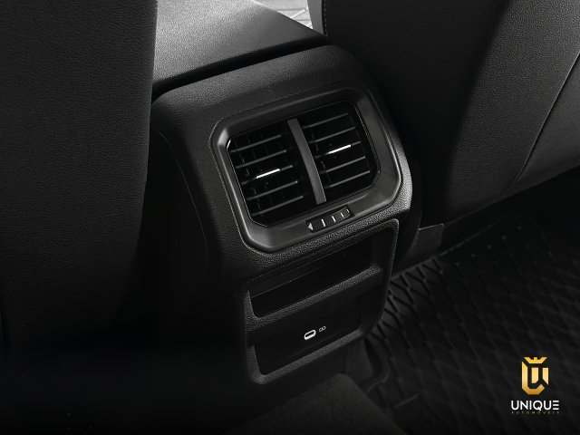 Volkswagen Taos 1.4 250 TSI TOTAL FLEX COMFORTLINE AUTOMÁTICO 2022 preto à venda na Unique Automóveis em Indaiatuba — foto 16
