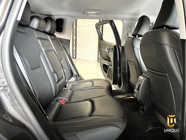 Jeep Compass 2.0 TD350 TURBO DIESEL LONGITUDE AT9 2023 cinza à venda na Unique Automóveis em Indaiatuba — foto 9
