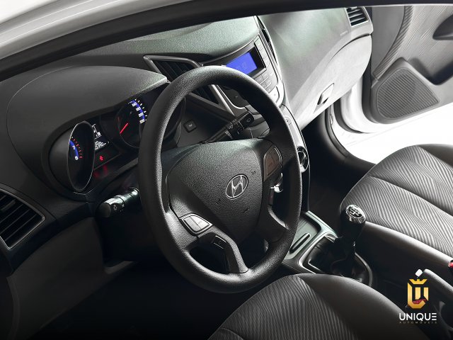 Hyundai Hb20s 1.6 COMFORT PLUS 16V FLEX 4P MANUAL 2015 branco à venda na Unique Automóveis em Indaiatuba — foto 8