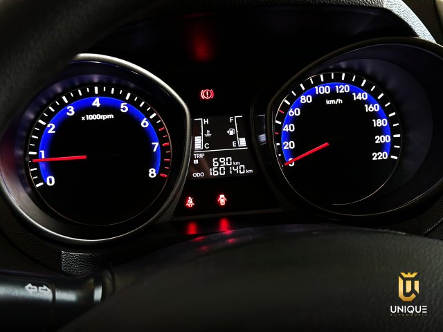 Hyundai Hb20s 1.6 COMFORT PLUS 16V FLEX 4P MANUAL 2015 branco à venda na Unique Automóveis em Indaiatuba — foto 15