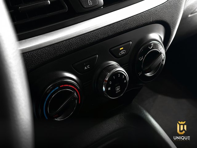 Hyundai Hb20 1.0 12V FLEX COMFORT MANUAL 2023/2024 preto à venda na Unique Automóveis em Indaiatuba — foto 17