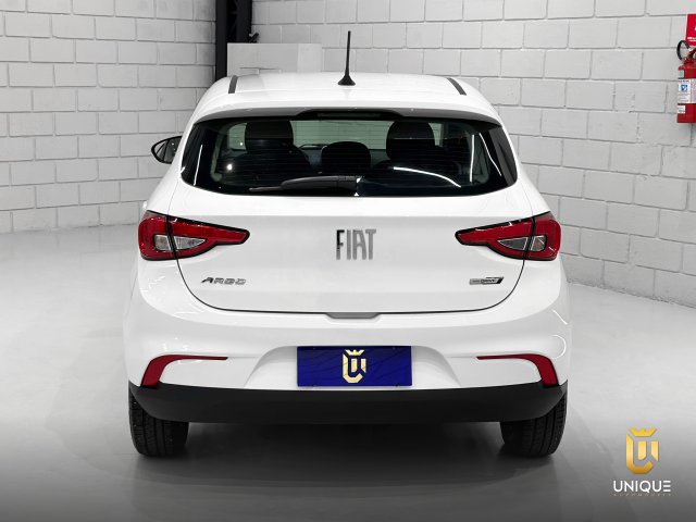 Fiat Argo 1.0 FIREFLY FLEX DRIVE MANUAL 2023/2024 branco à venda na Unique Automóveis em Indaiatuba — foto 5