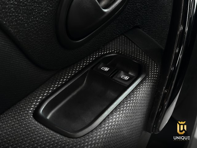 Renault Sandero 1.0 12V SCE FLEX S EDITION MANUAL 2022/2023 branco à venda na Unique Automóveis em Indaiatuba — foto 17