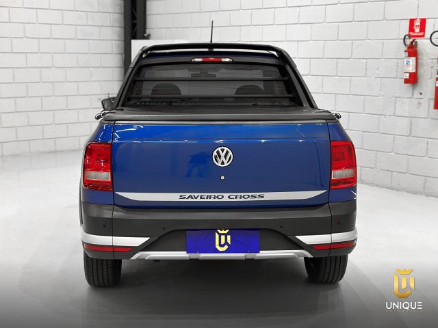 Volkswagen Saveiro 1.6 CROSS CD 16V FLEX 2P MANUAL 2021/2022 azul à venda na Unique Automóveis em Indaiatuba — foto 4